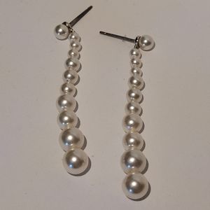 Touchstone pearl dangle earrings